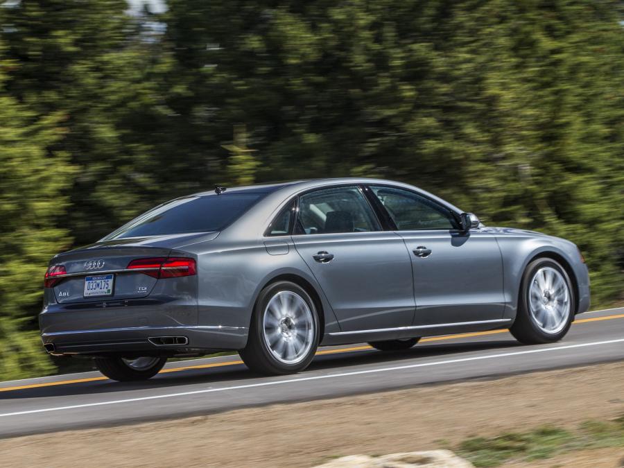  Audi A8 L 3.0 TDI Quattro (D4) 2014 года  (NA) (фото 18 из 19)